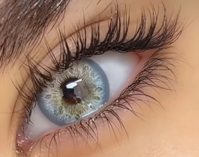 עדשות גוון- Girl Blue